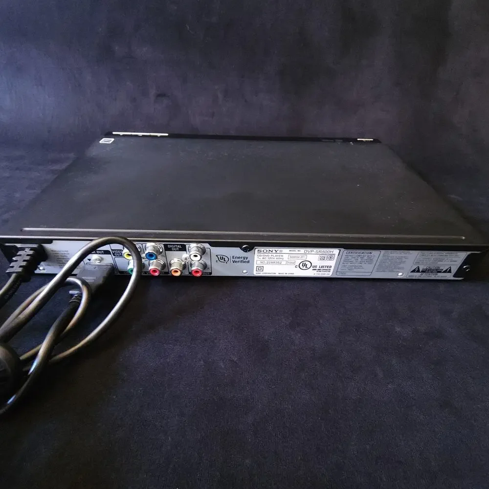 Sony DVP-SR500H DVD/CD Player Black Stereo Audio L/R RCA 2011 DVD Player CD